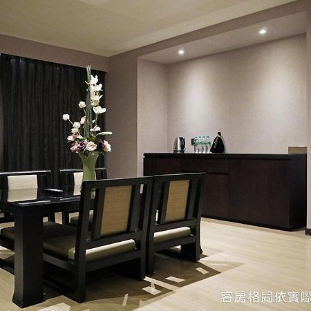 Talmud Hotel Kaohsiung Loveriver Extérieur photo