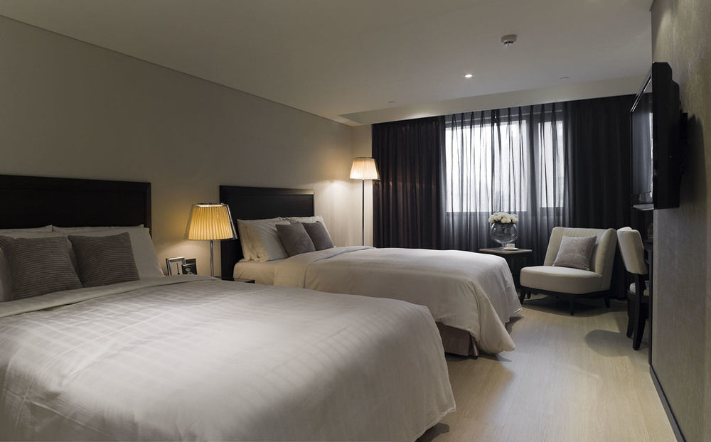 Talmud Hotel Kaohsiung Loveriver Extérieur photo